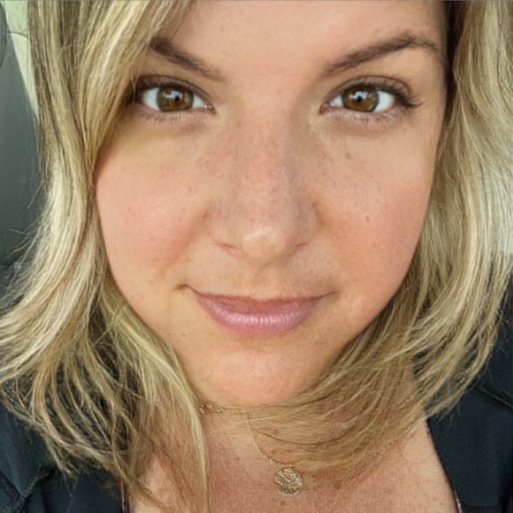 Meet your Posher, Cheri - Picture 1 of 1